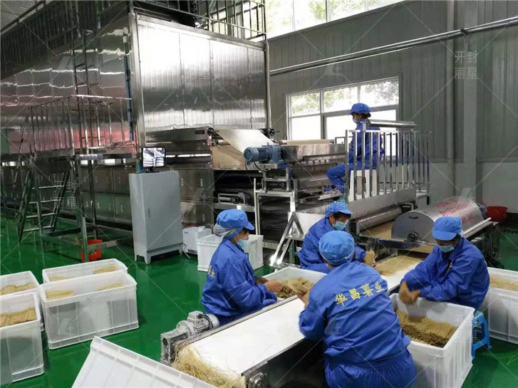 粉絲制作機(jī)器操作方式簡單,做粉絲機(jī)器多少錢一臺