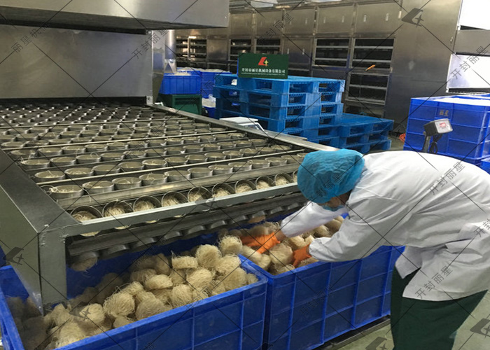 麗星多規(guī)格酸辣粉塊設(shè)備可自定義粉餅的重量、形狀